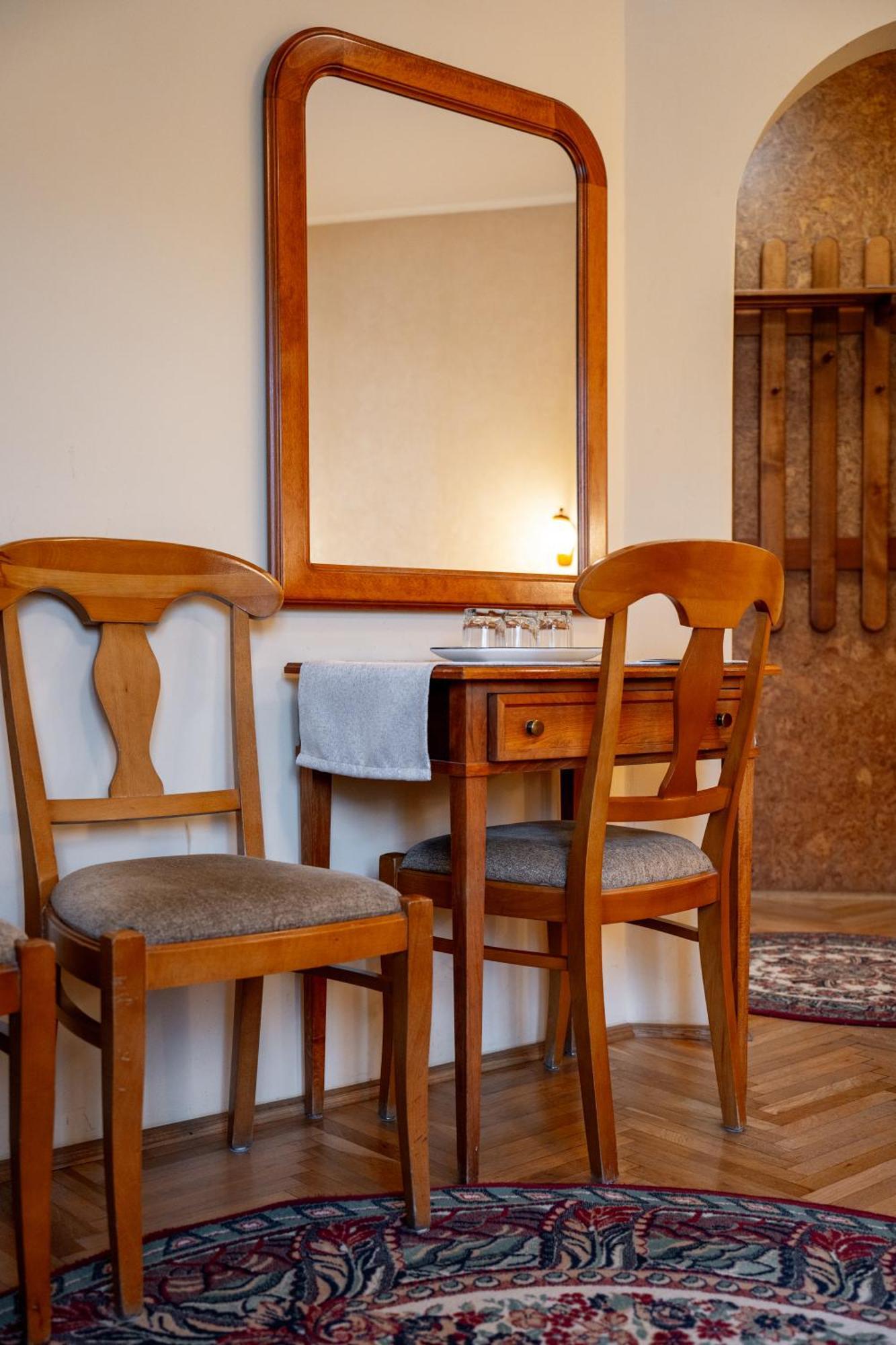Hotel Lilla Panzio Odorheiu Secuiesc Exteriér fotografie