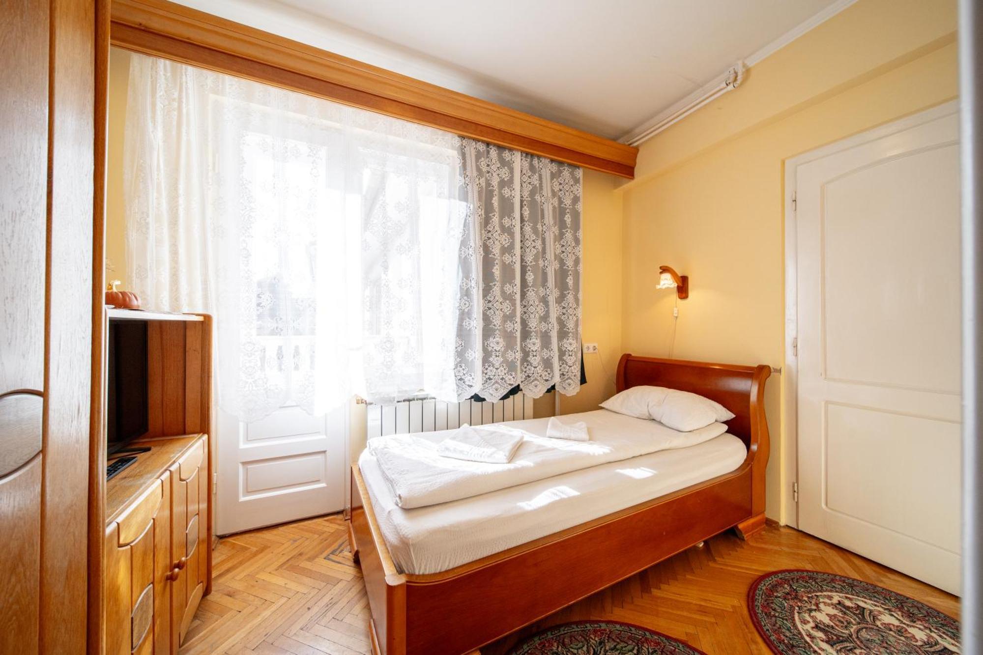 Hotel Lilla Panzio Odorheiu Secuiesc Pokoj fotografie